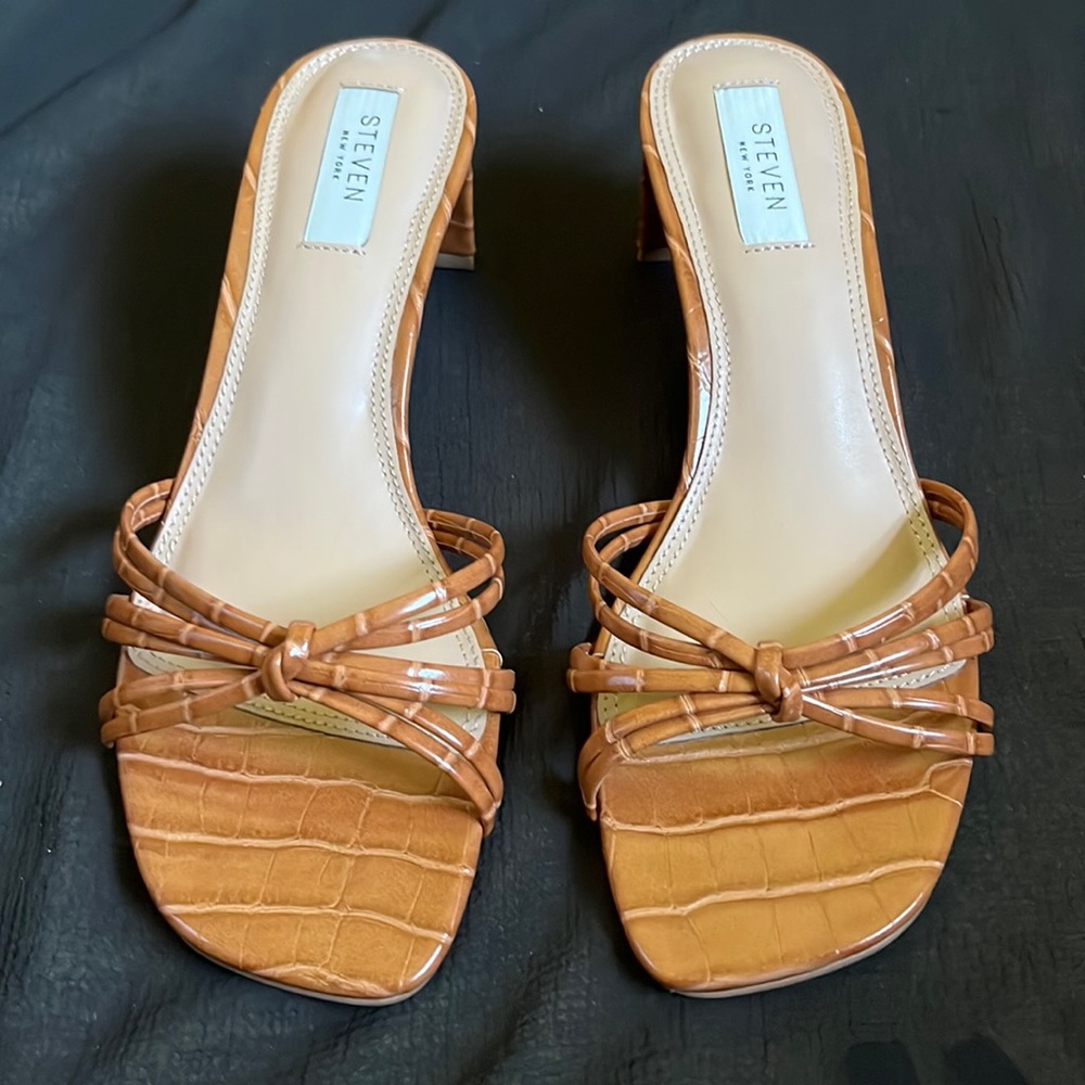 Brand new Steve Madden heels